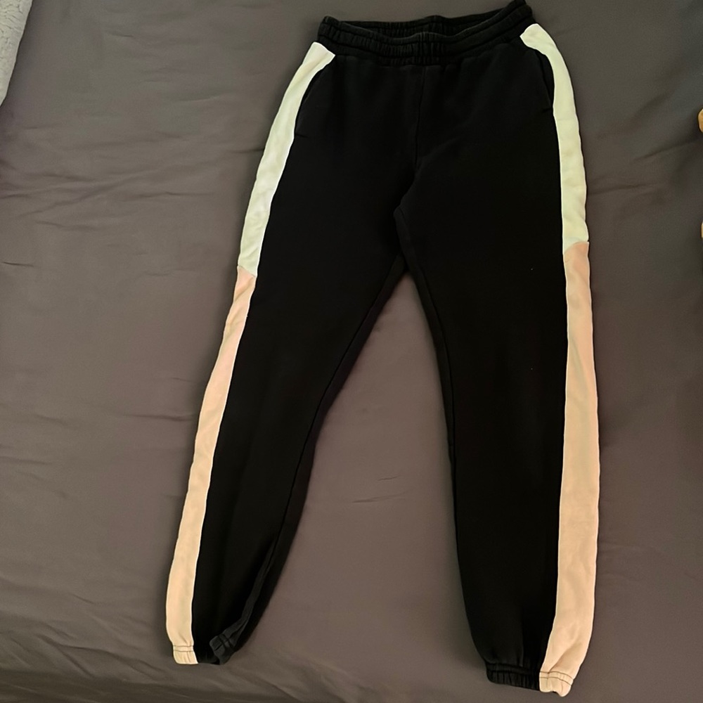 girls black sweatpants H&M